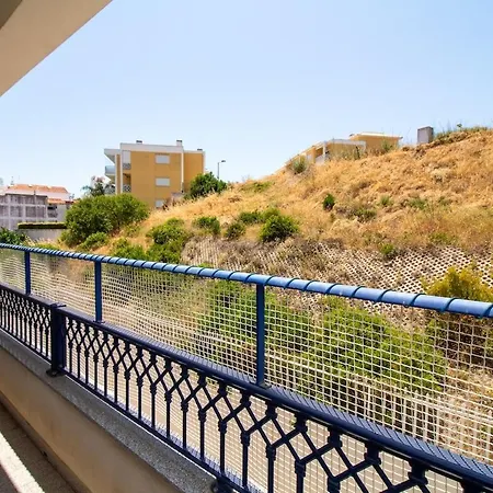 2 Beedroms Old Tow Lejlighed *